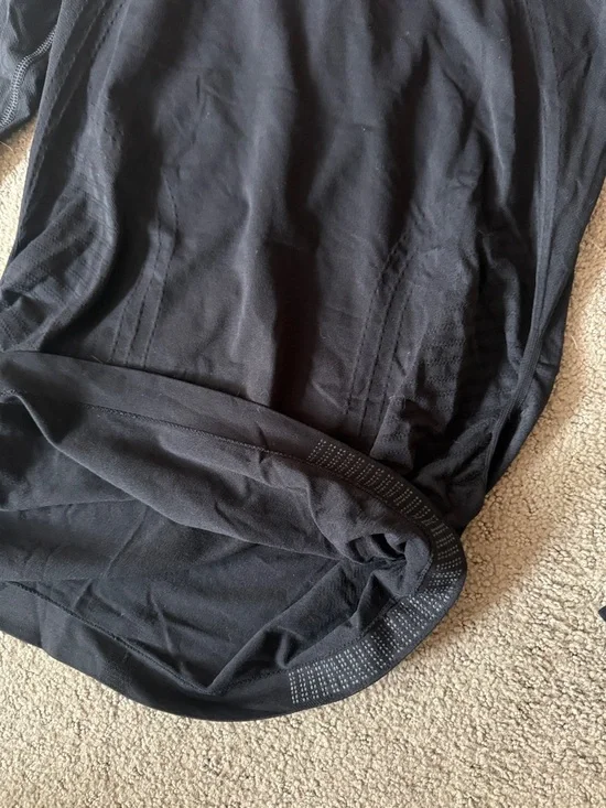 Athleta long sleeve activewear top - Picture 4 of 4